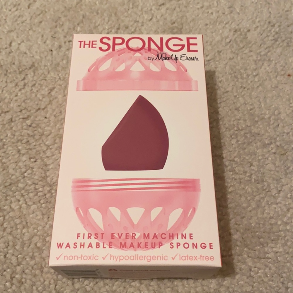The sponge by Make Up Eraser